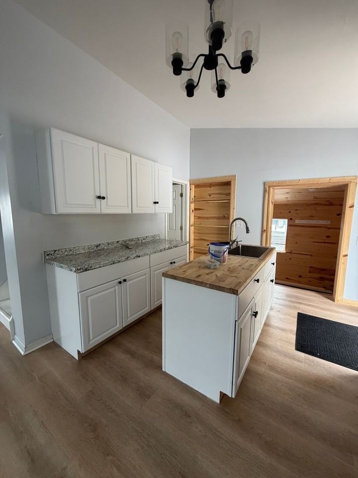 8342 Antioch Rd - Photo 2 of 18