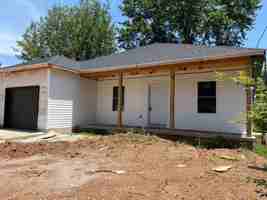 featured image of 2142 S Missouri Ave