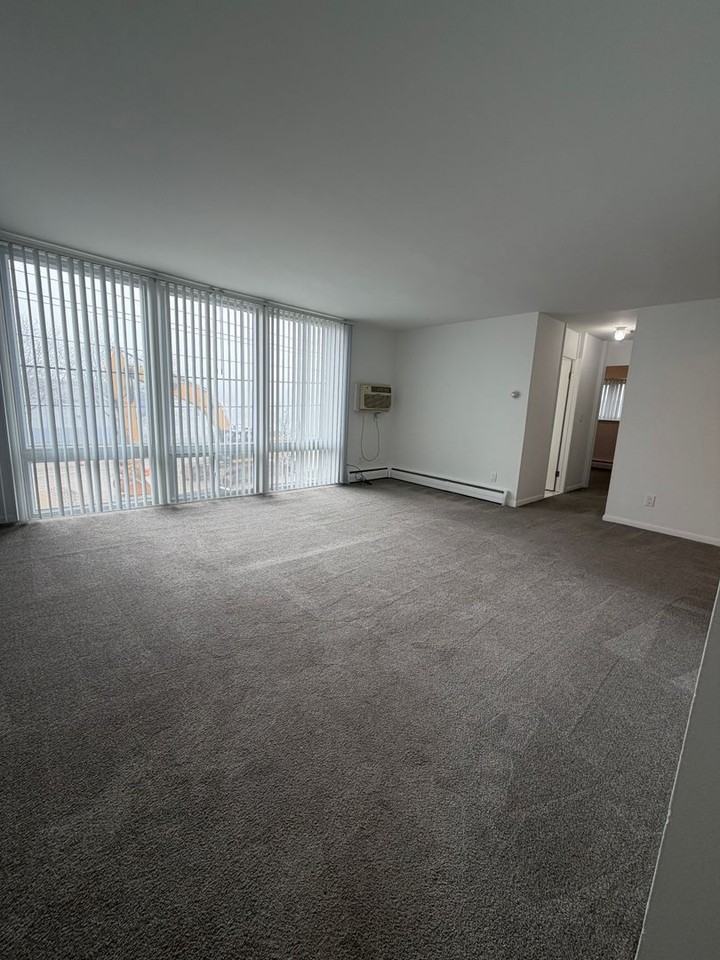 24901 Jefferson Ave - Photo 2 of 9