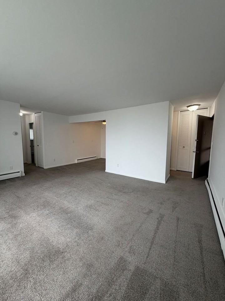 24901 Jefferson Ave - Photo 3 of 9