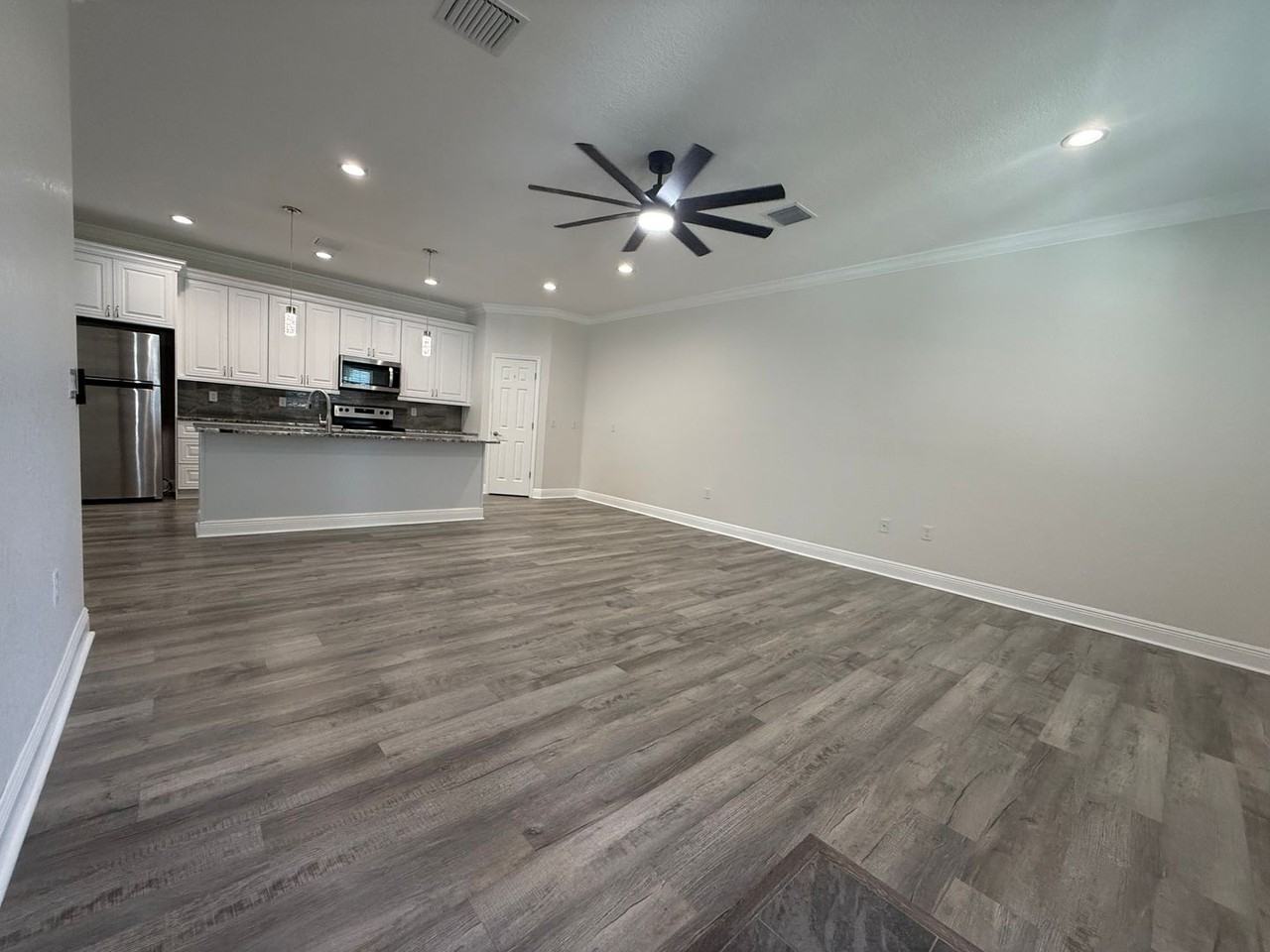1311 W Washington St - Photo 2 of 24