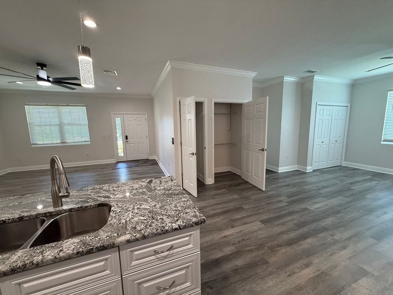 1311 W Washington St - Photo 7 of 24