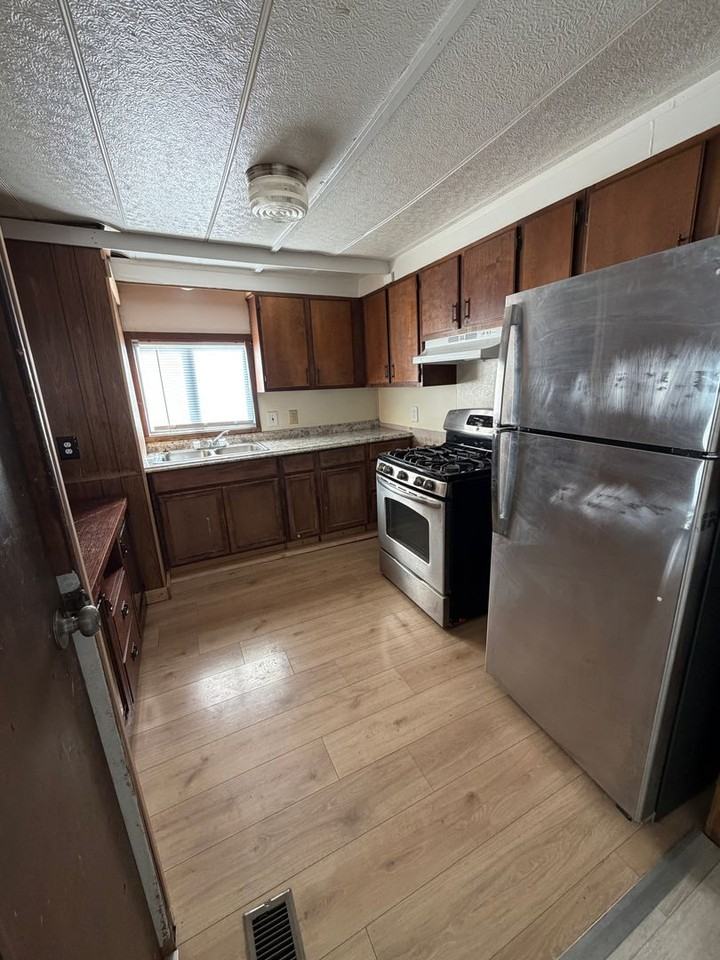 5022 Danford Dr Trlr 2 - Photo 4 of 16