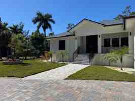 featured image of 271 Price St
