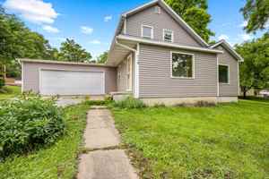 featured image of 714 5th St