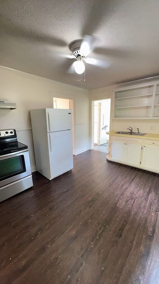 78 Archer St - Photo 4 of 8