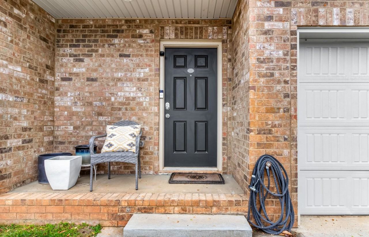 135 Country Ln #1001 - Photo 2 of 22