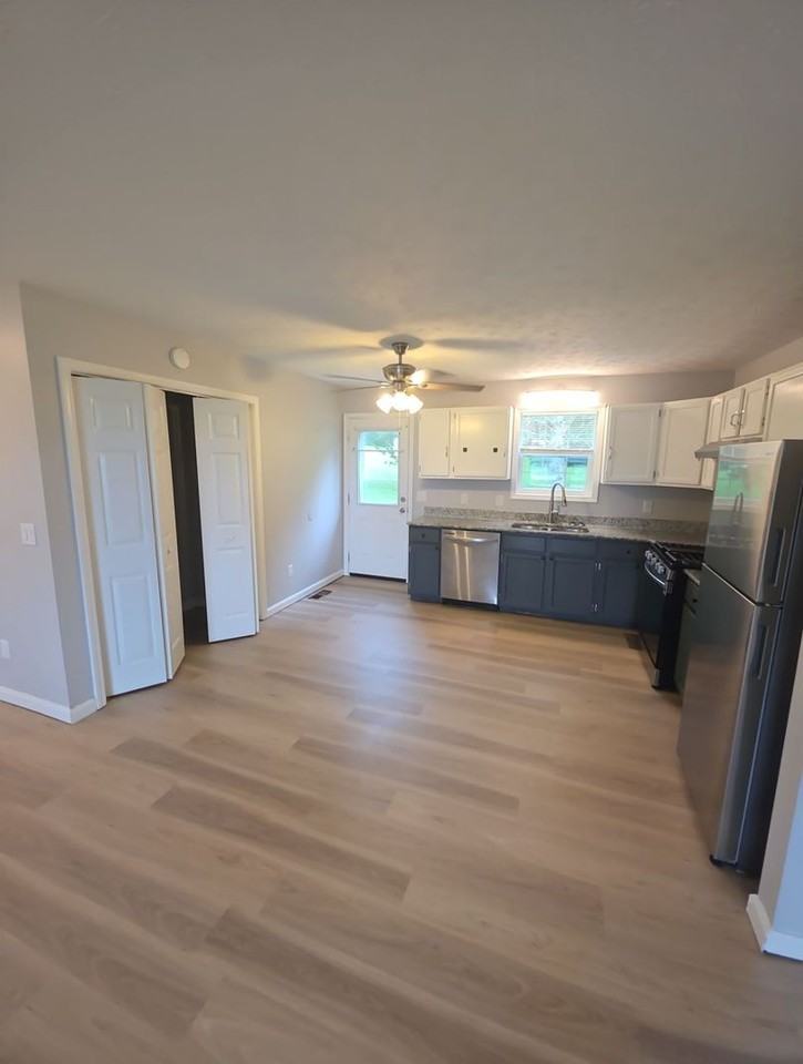 114 Judah Dr - Photo 4 of 9