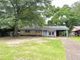 featured image of 654 Ynestra Dr