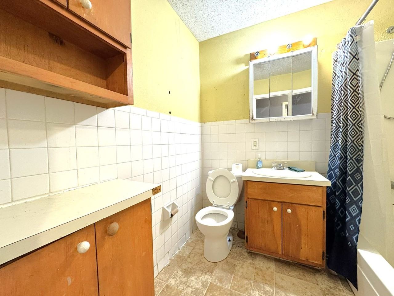 654 Ynestra Dr - Photo 7 of 18