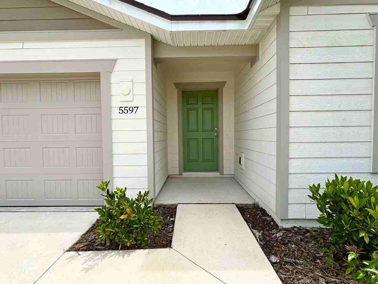 5597 Bullseye Cir - Photo 3 of 33