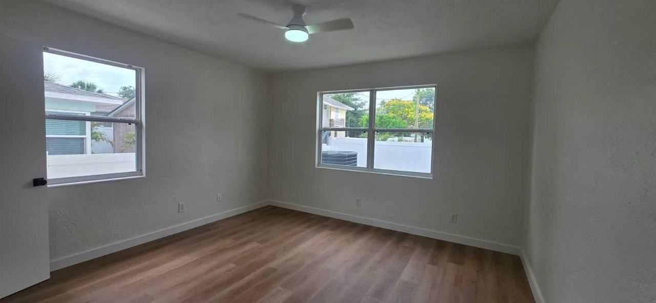 3938 2nd Ave N - Photo 4 of 18