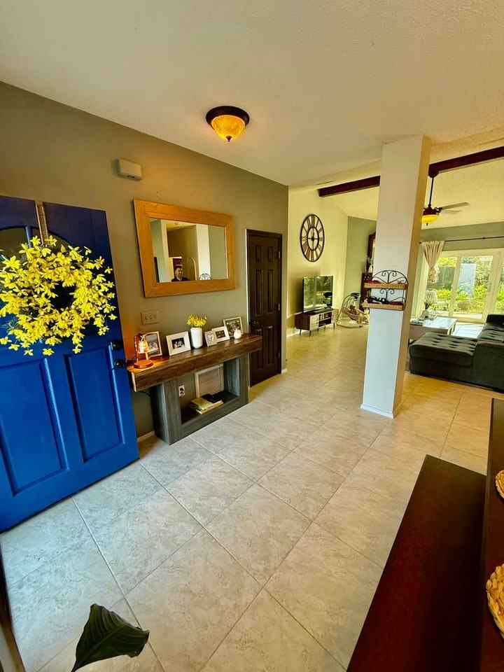 4457 Parkwood Sq - Photo 2 of 27