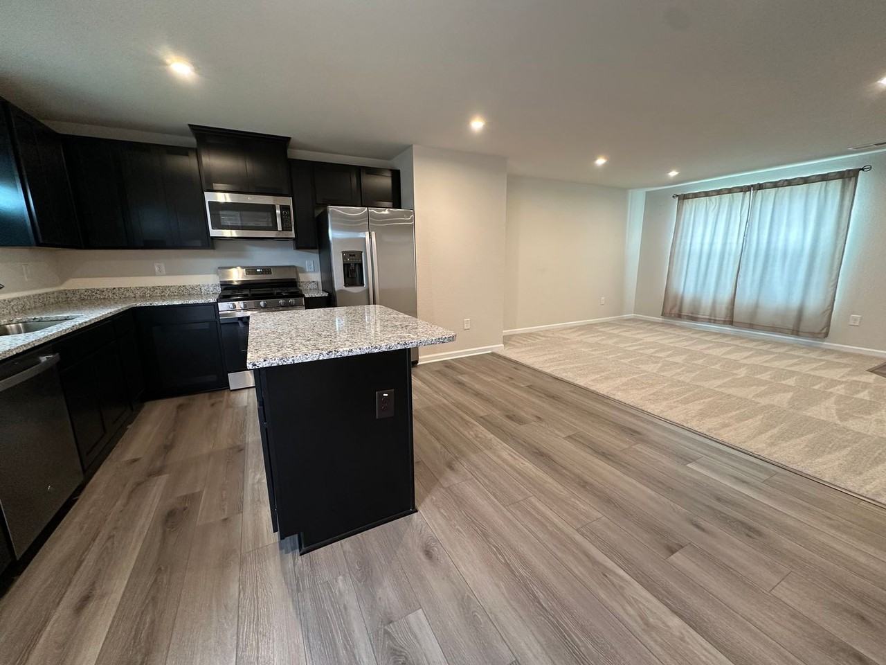 3616 Clyde St - Photo 2 of 12