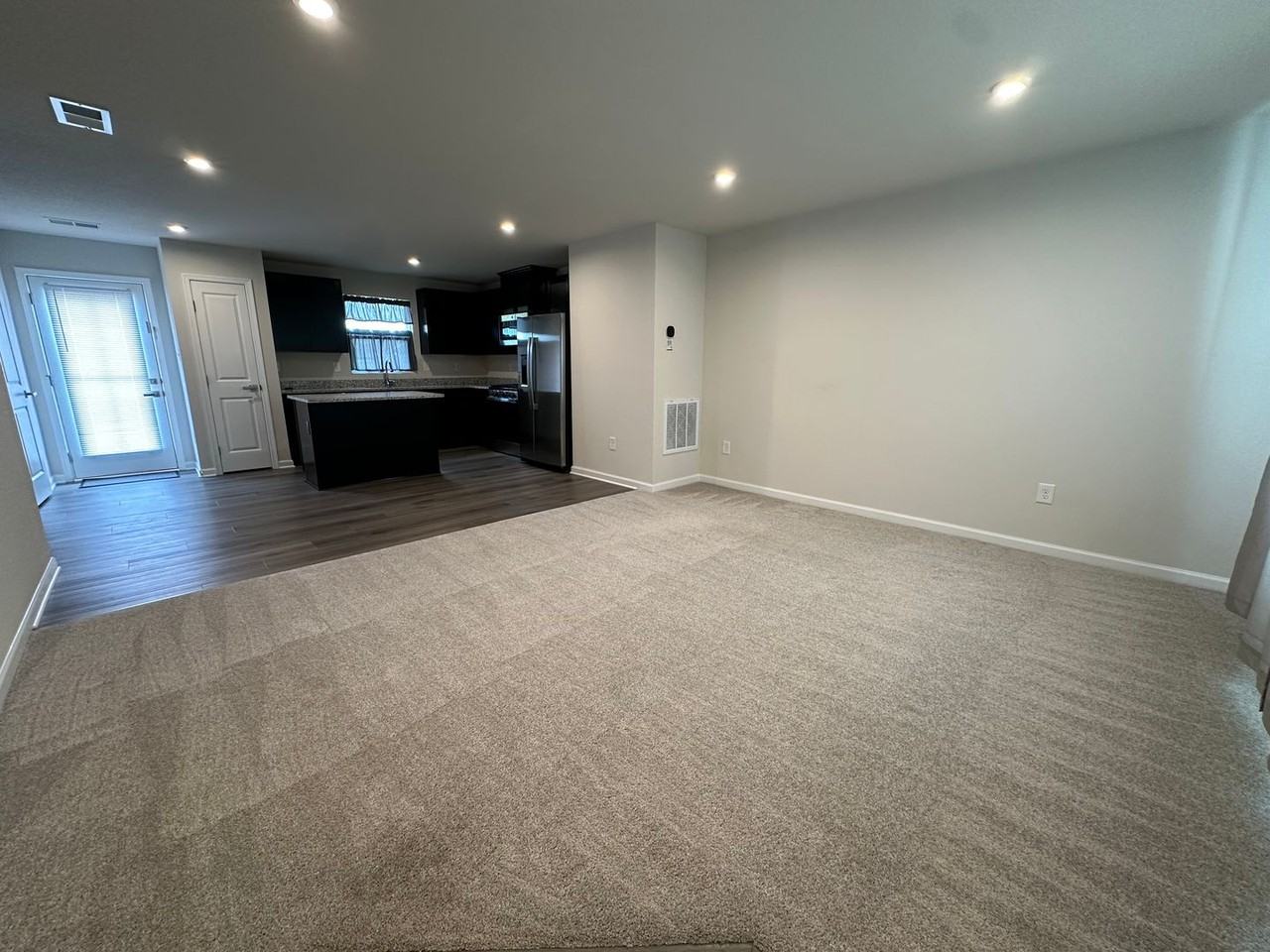 3616 Clyde St - Photo 3 of 12