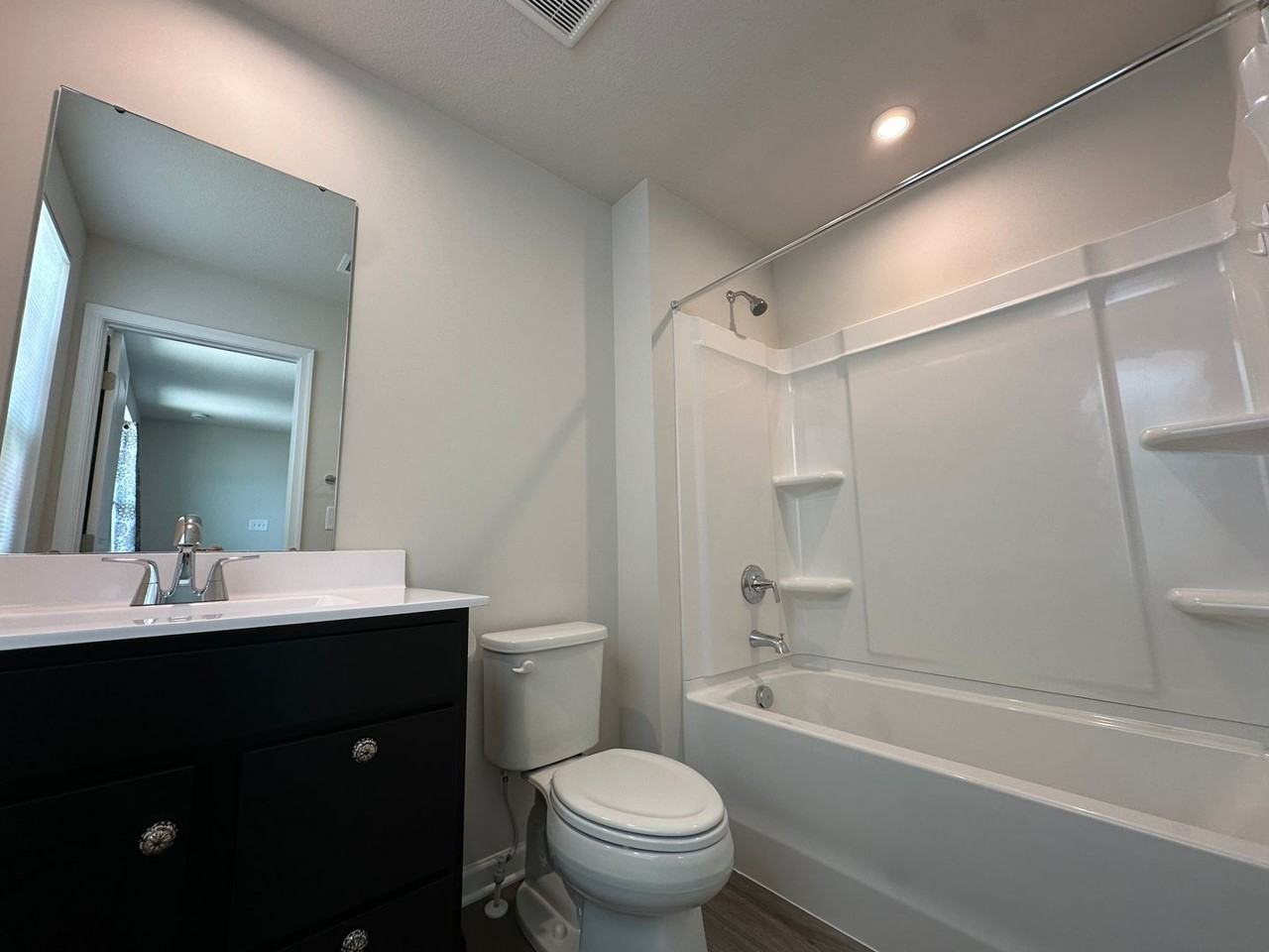 3616 Clyde St - Photo 5 of 12