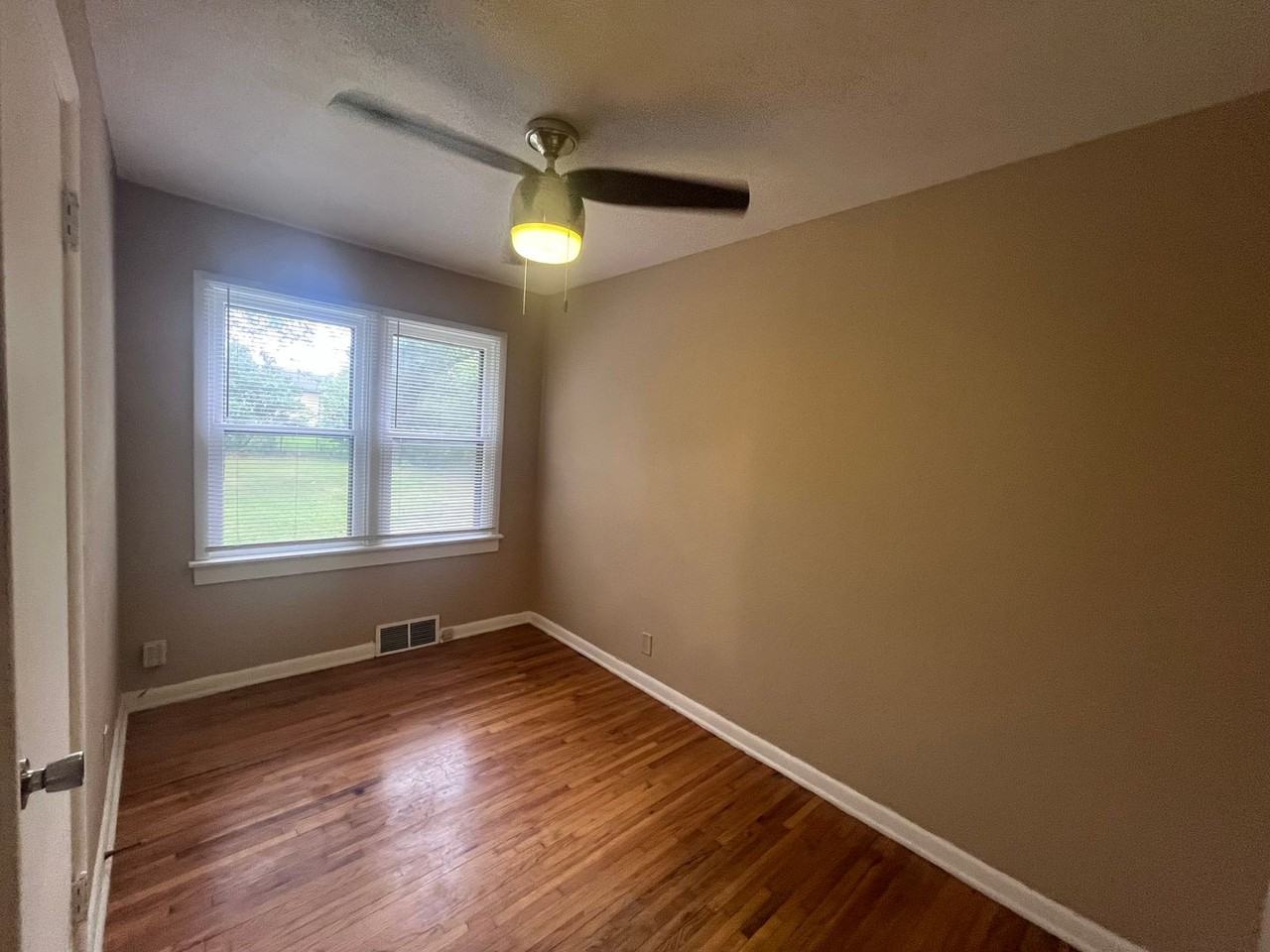 2661 N Estelle St - Photo 5 of 11