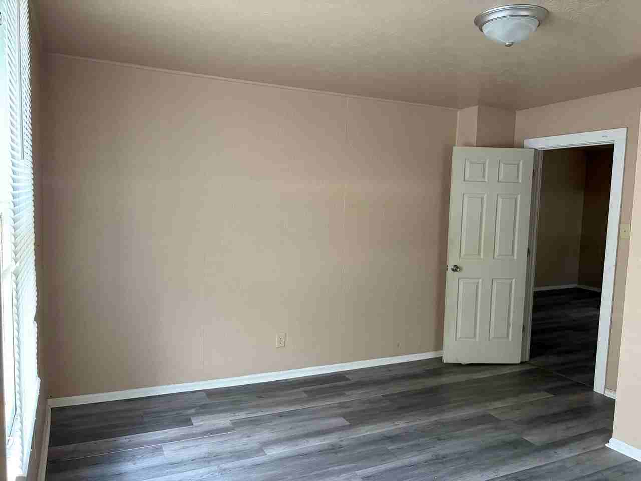 2126 N Main Ave - Photo 6 of 20