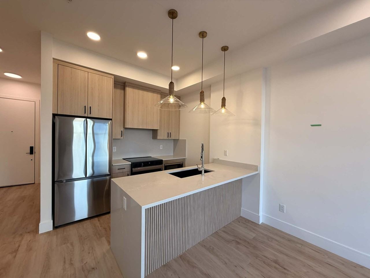 330 Dieppe Drive SW - Photo 5 of 17