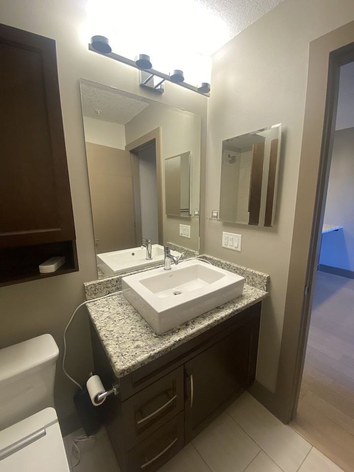 11080 Ellerslie Road Southwest 405, Edmonton, Alberta, Canada, T6W 2C2 - Photo 5 of 10