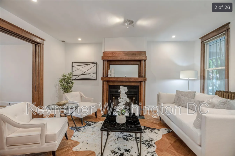 611 4th St Ne #A - Photo 4 of 26