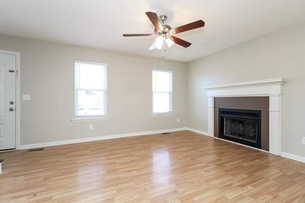 1506 Ashlawn Dr - Photo 5 of 17