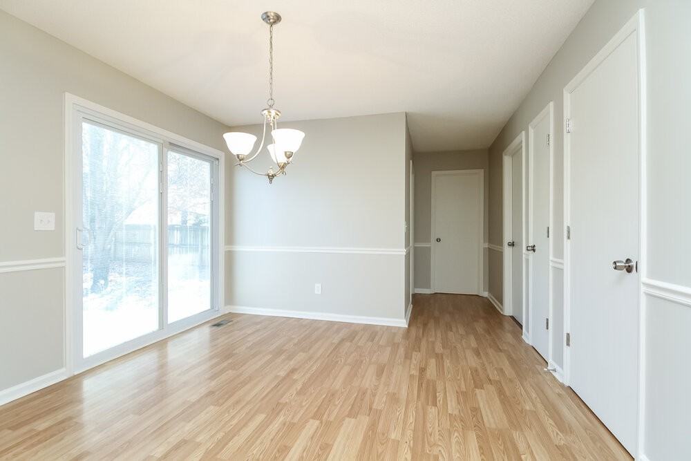 1506 Ashlawn Dr - Photo 6 of 17