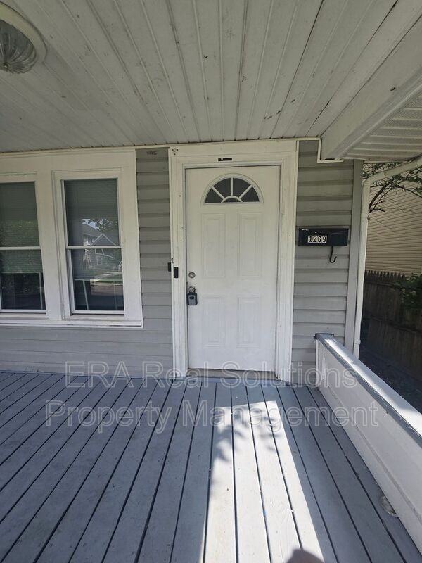 1269 E 23rd Ave - Photo 5 of 17