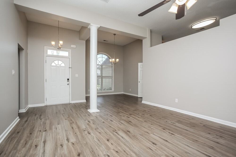 1531 Carlton Ridge Dr - Photo 4 of 17