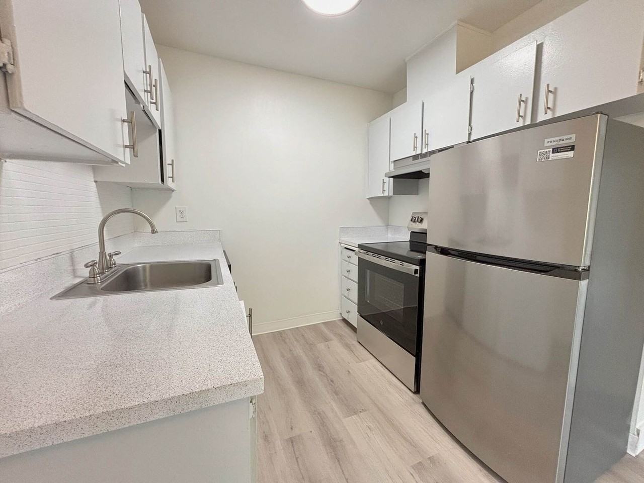 Covington Square Apartments - Photo 4 of 21