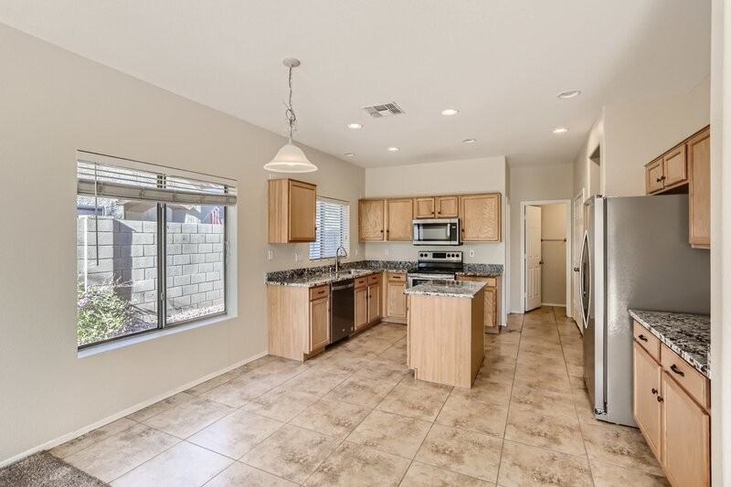 3543 W Steinbeck Ct - Photo 7 of 32