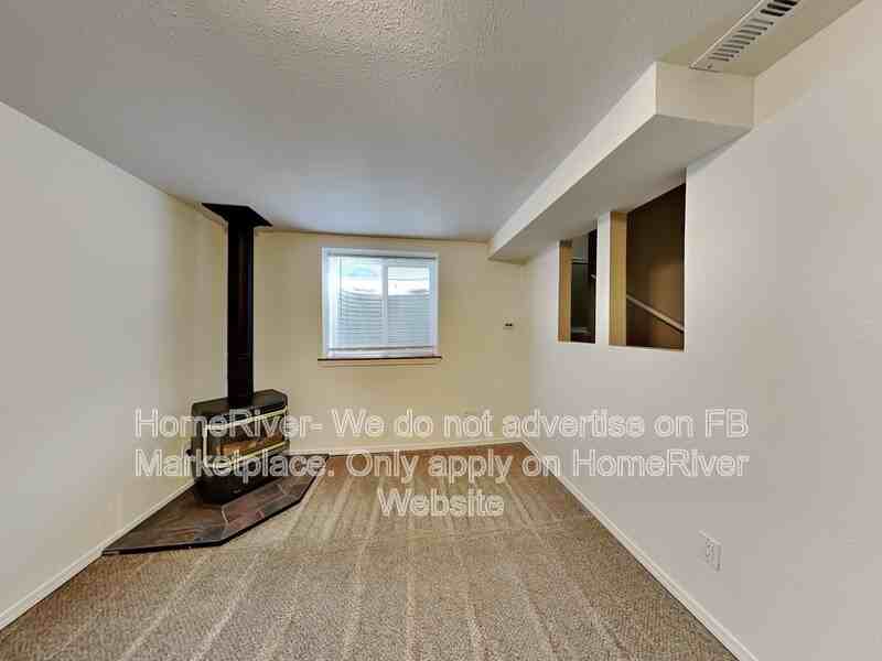 23017 E Colt Ln - Photo 7 of 32