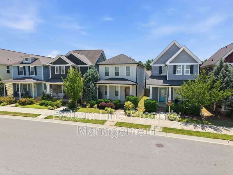 453 Daniel Ridge Rd - Photo 2 of 48