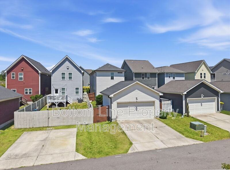 453 Daniel Ridge Rd - Photo 5 of 48