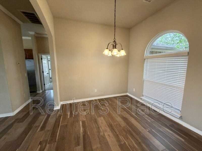 12620 Williamsport Ave - Photo 6 of 15