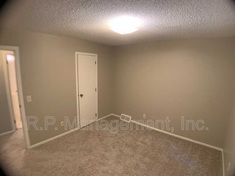 3405 Emerson Ave S #1 - Photo 6 of 10