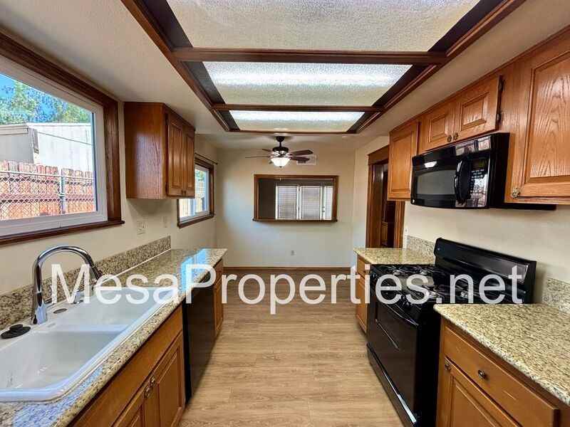 10150 Cook Ave - Photo 7 of 26