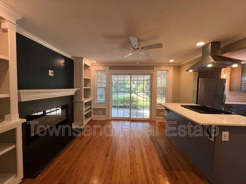 508 Huske St - Photo 5 of 20