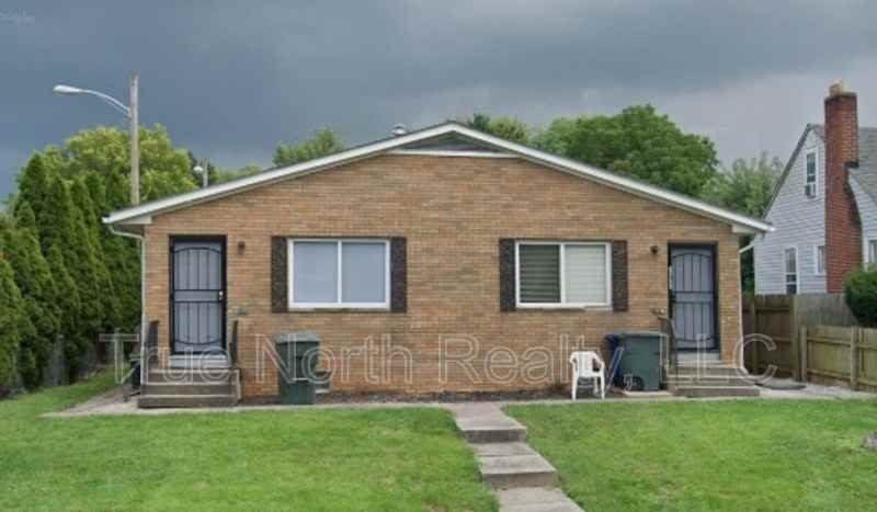 2918 Cleveland Ave #B