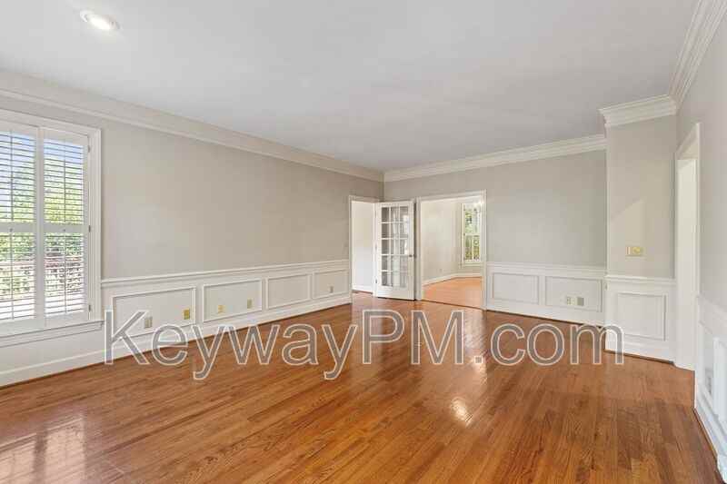 879 Sparkleberry Rd - Photo 6 of 35