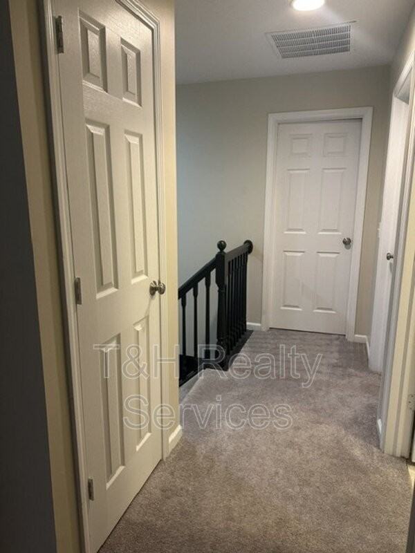 6941 Vistamere Way - Photo 7 of 11