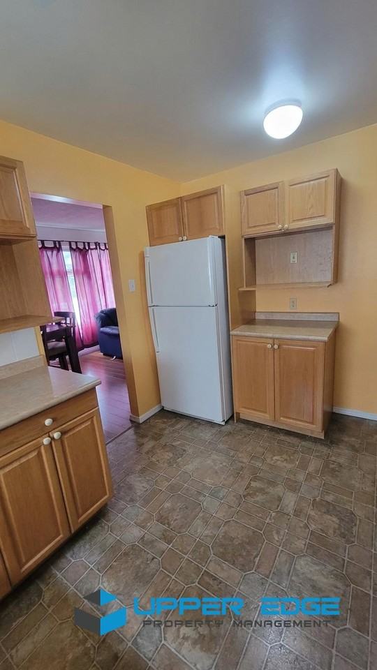 71 Killarney Avenue - Photo 4 of 19