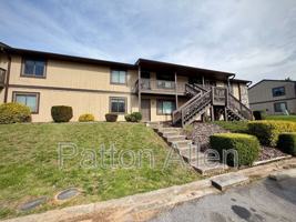 featured image of 21 Dawnwood Cir