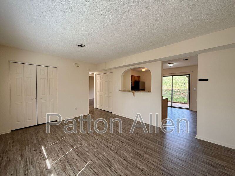 21 Dawnwood Cir - Photo 5 of 19