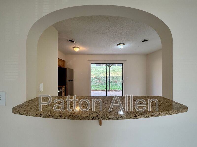21 Dawnwood Cir - Photo 6 of 19