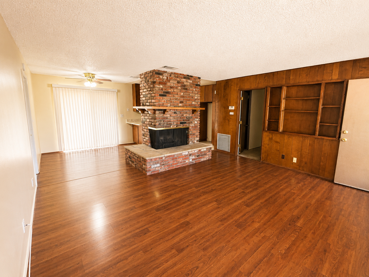 HILLCREST - GOLD - Photo 4 of 23