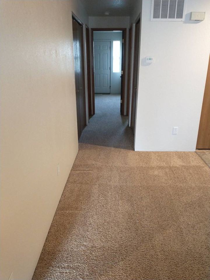 Sunrise Villas Apartments - Photo 5 of 39