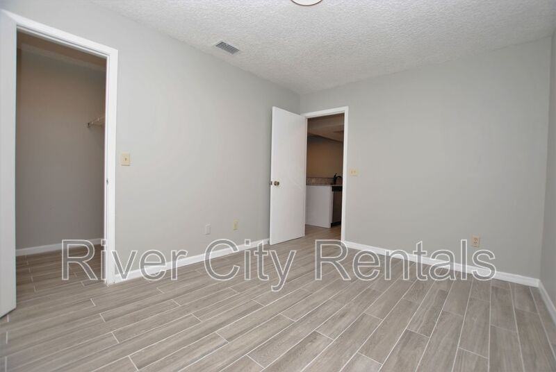 5021 Fulham Rd S - Photo 4 of 15