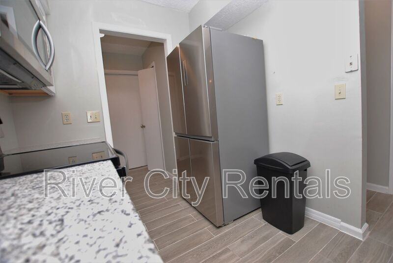 5021 Fulham Rd S - Photo 7 of 15