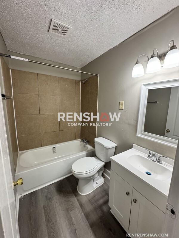 3760 Mandalay Dr - Photo 5 of 11